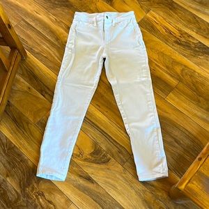 White high waisted Jose’s Jeans